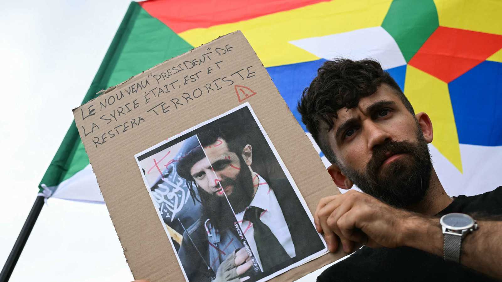 طالبوا بحماية دروز السويداء.. سوريون يتظاهرون في لندن