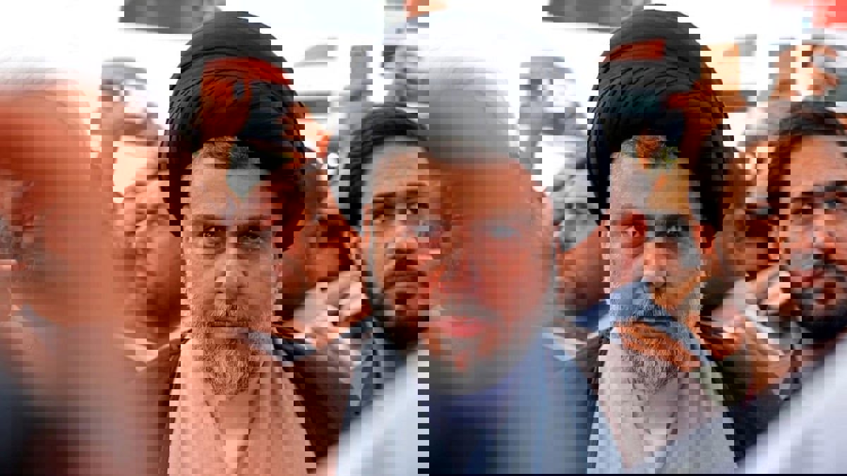 بعد قرارات عبد المهدي لـ"ضبط" الحشد الشعبي.. مقتدى الصدر يغلق مقرات سرايا السلام