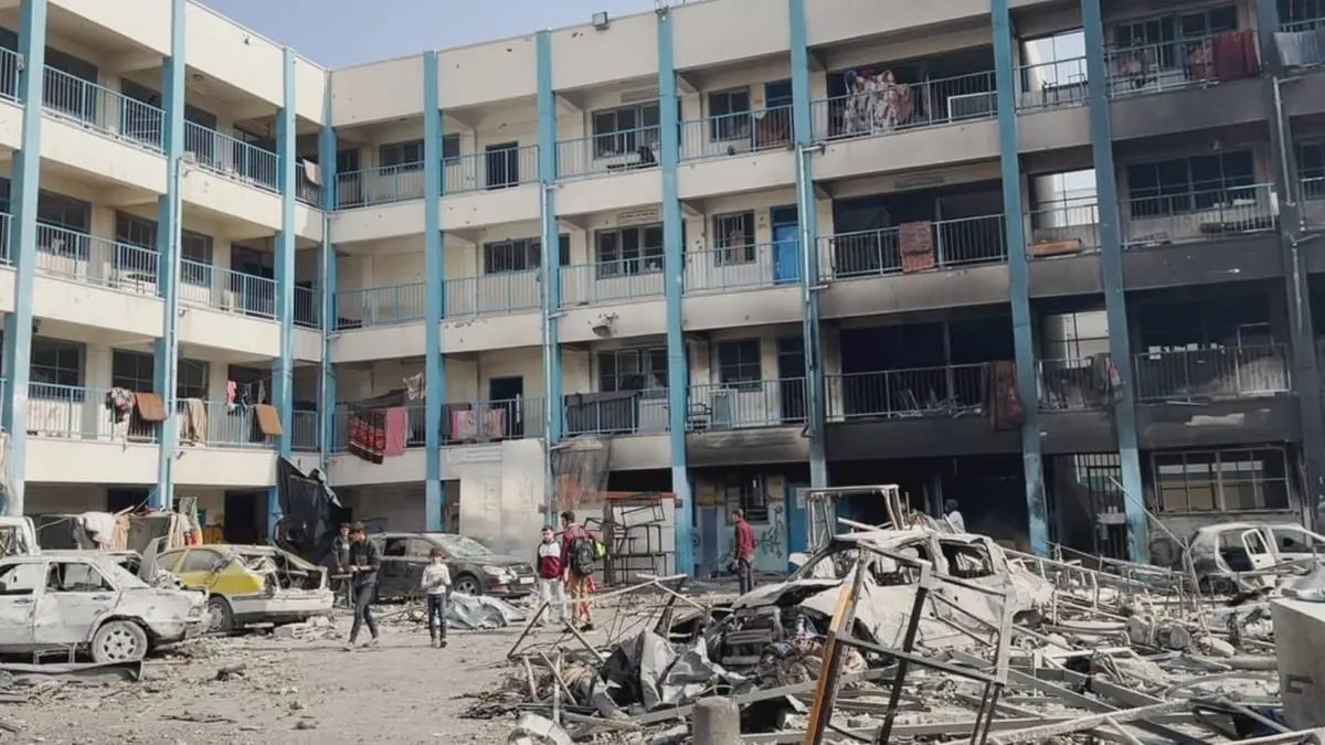 الأونروا تتهم إسرائيل باعتقال 3 من موظفيها في مخيم البريج 