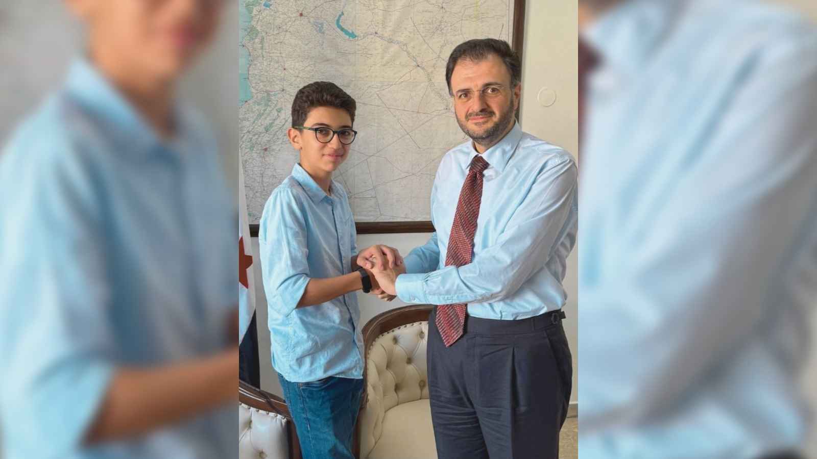 وزير الاتصالات السوري يعين طفلا في منصب رفيع بالوزارة.. ما القصة؟‎