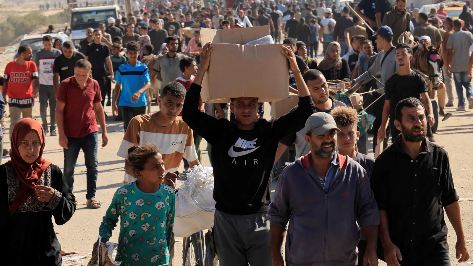 فوضى المساعدات.. إسرائيل والأمم المتحدة تتبادلان الاتهامات بتجويع غزة