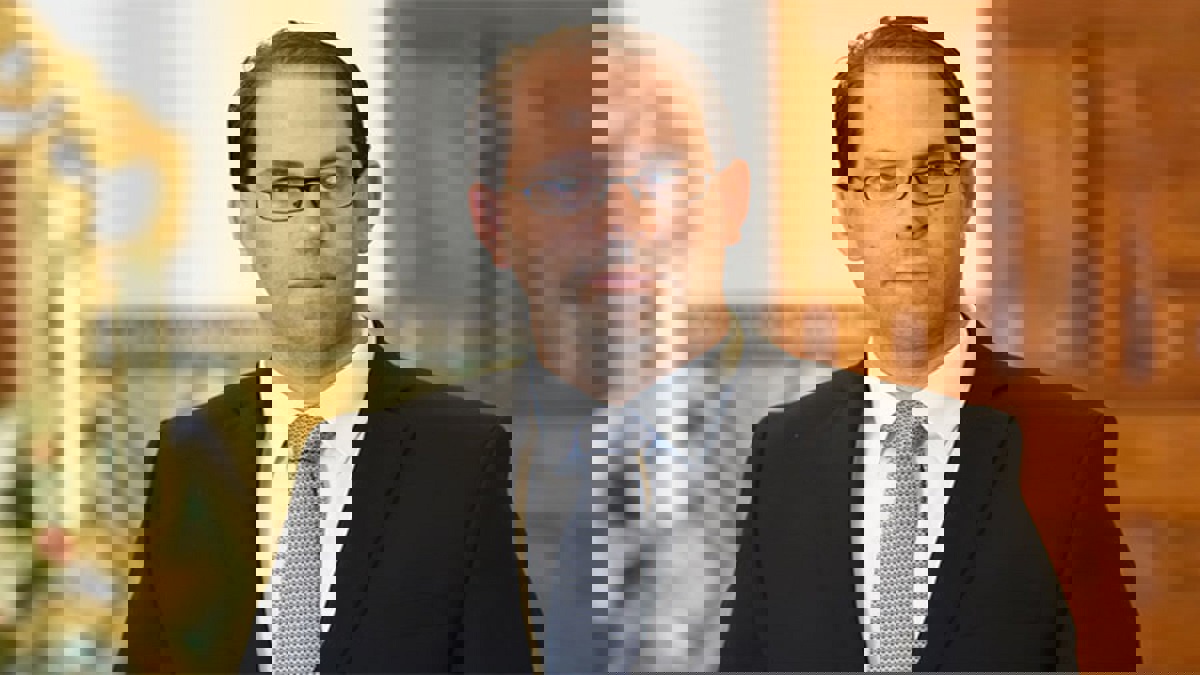 تونس.. يوسف الشاهد يواجه عزلة سياسية