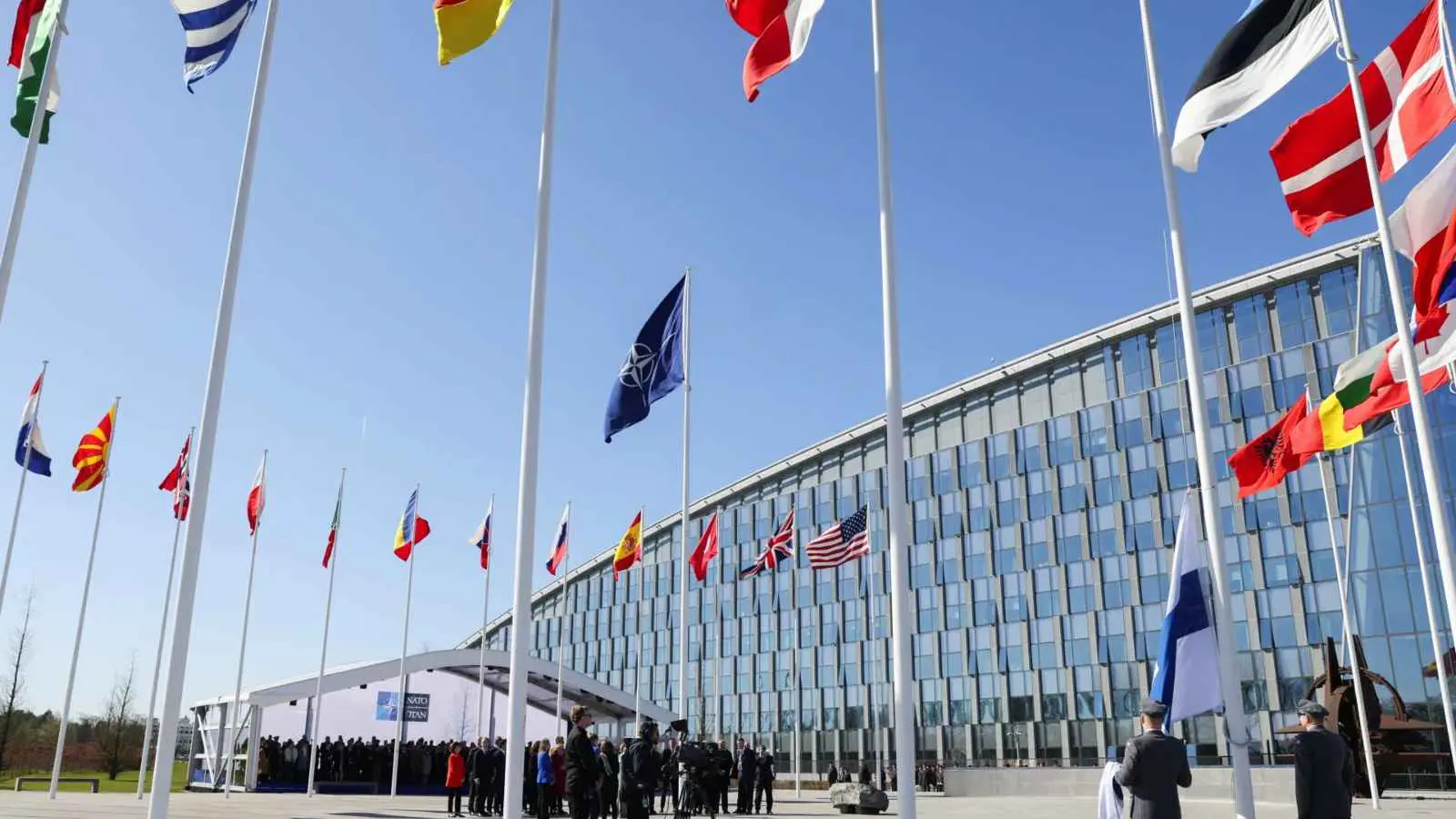 أزمة جديدة تهدد الناتو بسبب أطماع ترامب في غرينلاند