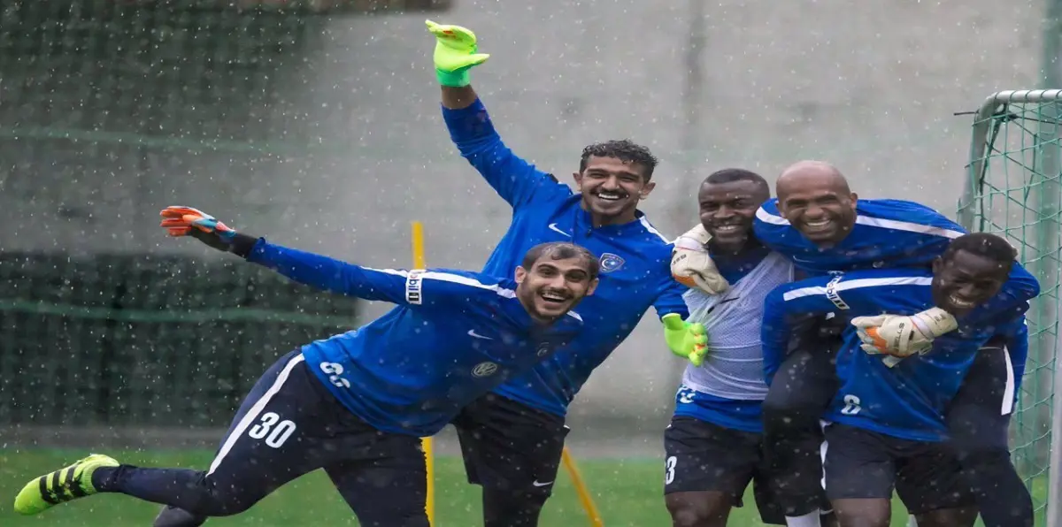 علي الحبسي يعود لحراسة نادي الهلال السعودي أمام الباطن.. والعابد يظهر أمام النصر