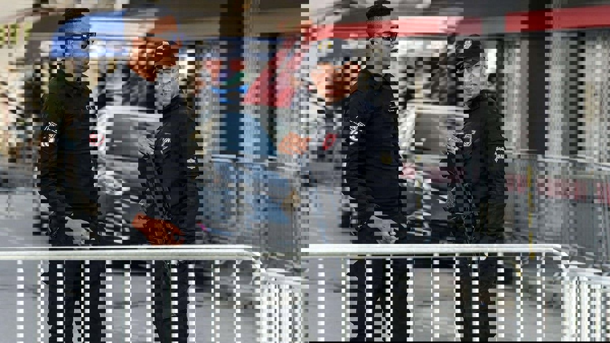 تونس.. مقتل شرطي و تصفية 3 متشددين بمحافظة سوسة