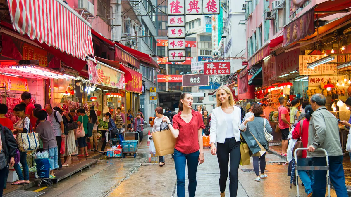 الاقتصاد الصيني ينمو بوتيرة أسرع من المتوقع في الربع الأول