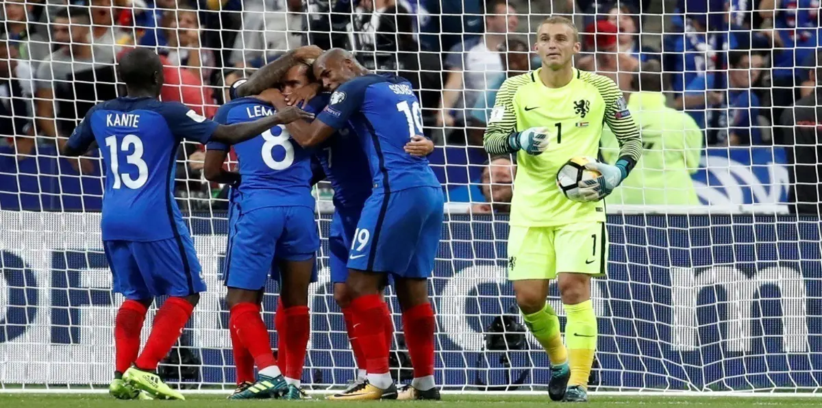 فرنسا تكتسح هولندا.. وانتصاران مهمان للبرتغال وبلجيكا في تصفيات كأس العالم (صور)