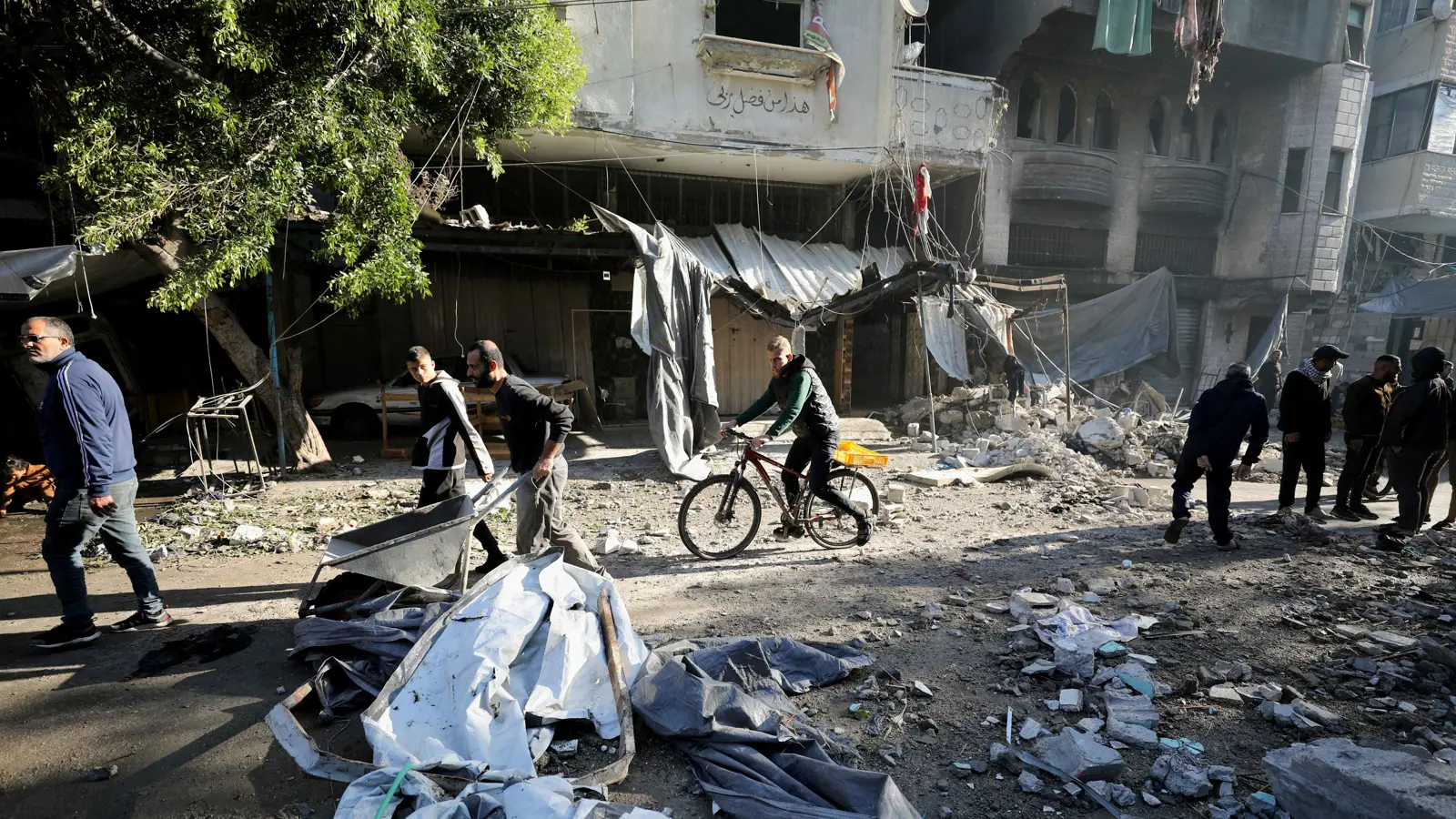 مسؤول إسرائيلي يكشف عن "تنازلات جزئية" لإتمام الصفقة في حماس