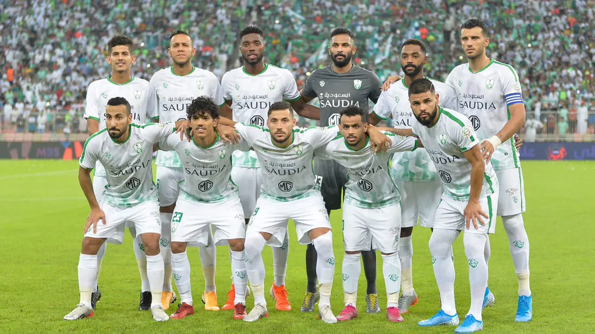 النادي الأهلي السعودي يوقف مفاوضاته مع المدربين الأجانب