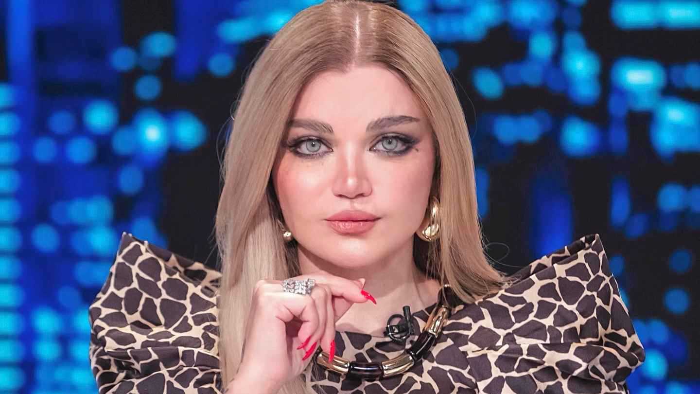 ياسمين الخطيب تهاجم "أيقونة الثقافة الجنسية".. ما السبب؟ (فيديو)