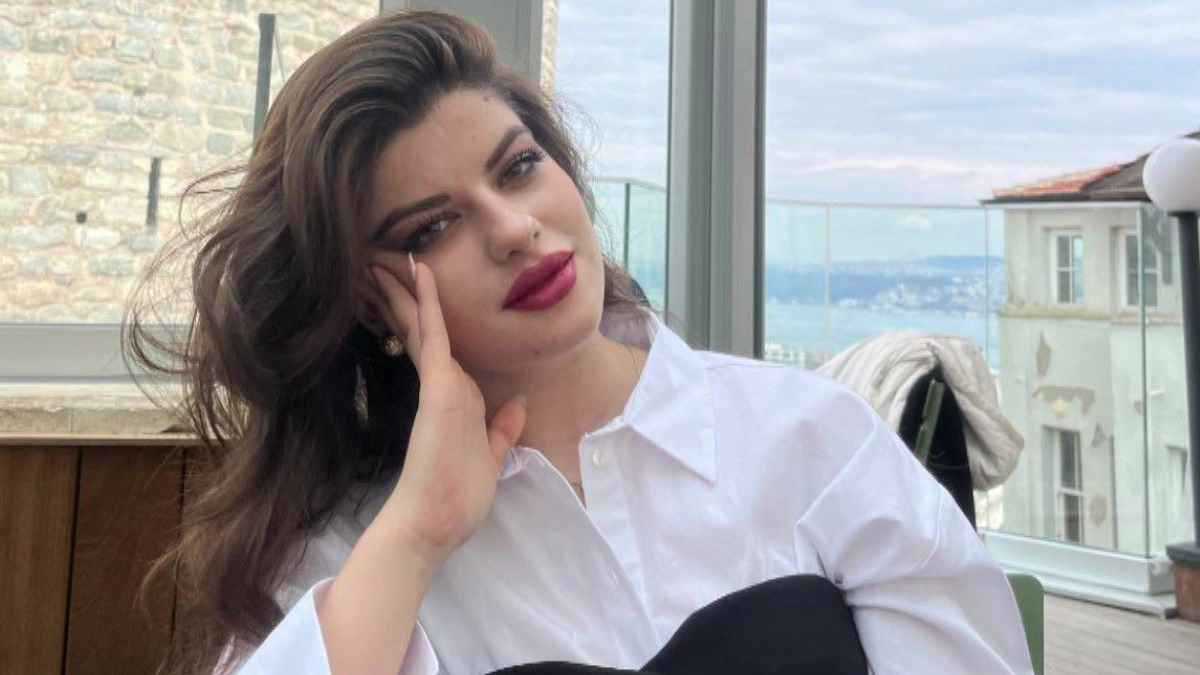 أثارت غضبا واسعا.. ما قصة "فتاة الحقيبة" في تركيا؟ (فيديو)