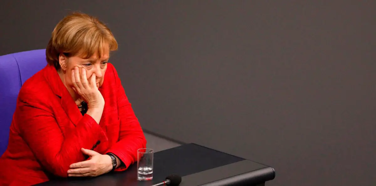 ميركل تعرض على "الاشتراكيين الديمقراطيين" التفاوض لتشكيل ائتلاف حاكم في ألمانيا