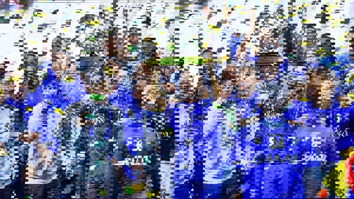 شعار دوري أبطال آسيا يزين قميص نادي الهلال السعودي (شاهد)