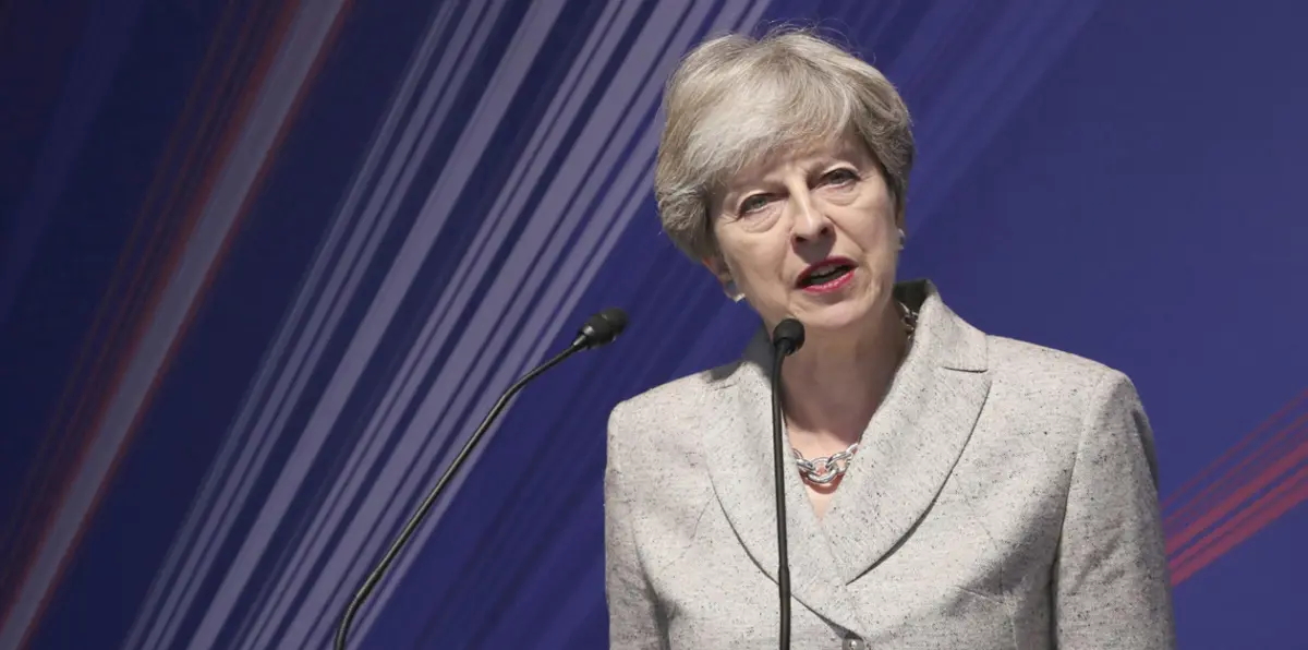 تيريزا ماي: لن أنسحب من رئاسة الوزراء