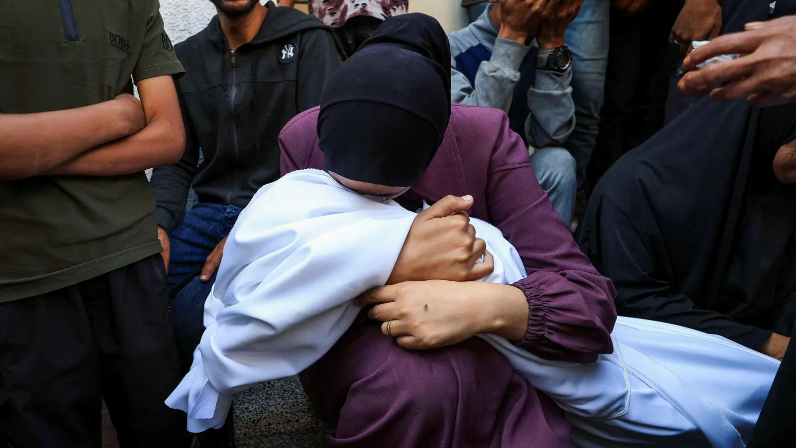 "انحياز أمريكي".. حماس تعلق على "فيتو" واشنطن بمجلس الأمن حول غزة