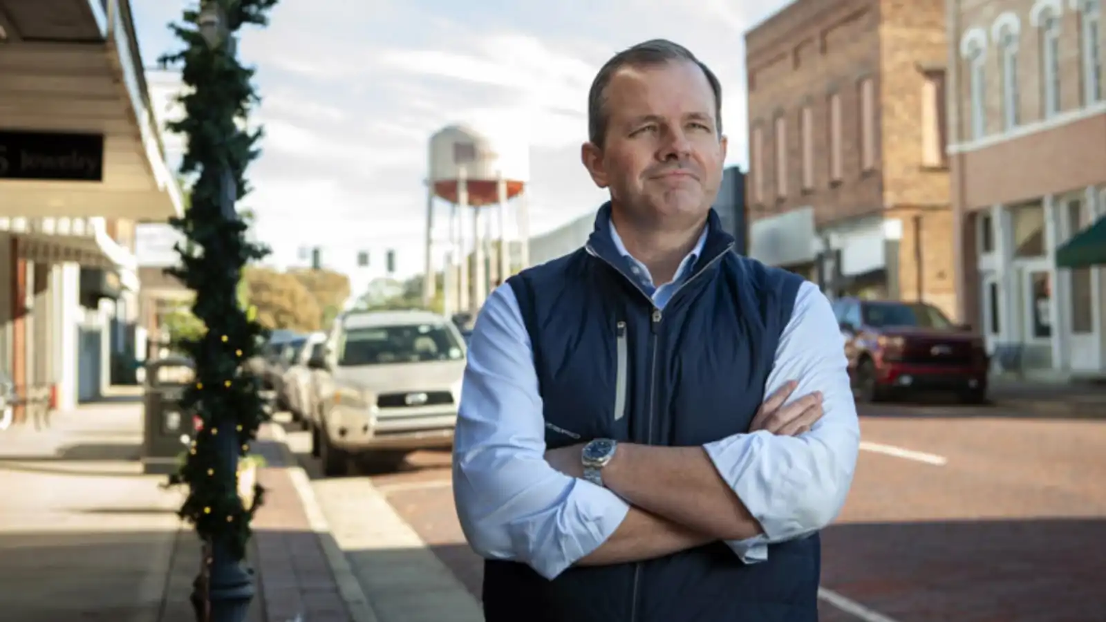 رجل أعمال أمريكي يمنح موظفيه 240 مليون دولار بعد بيع شركته