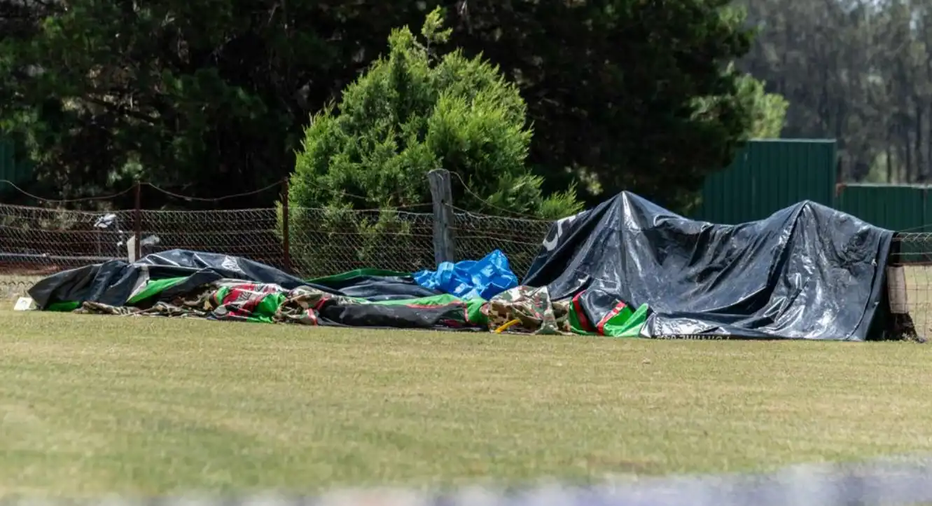 البيت المطاطي بعد الحادث