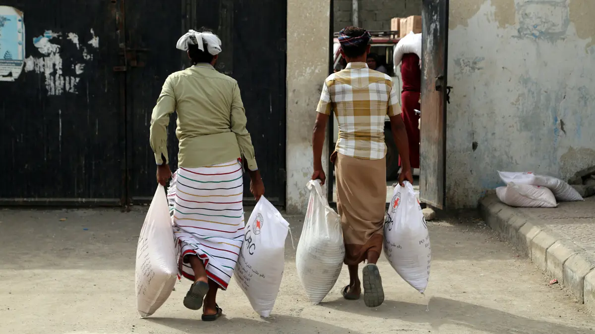 تحقيق: موظفو الأمم المتحدة في اليمن متورطون في اختلاس المساعدات والتعاون مع الحوثيين