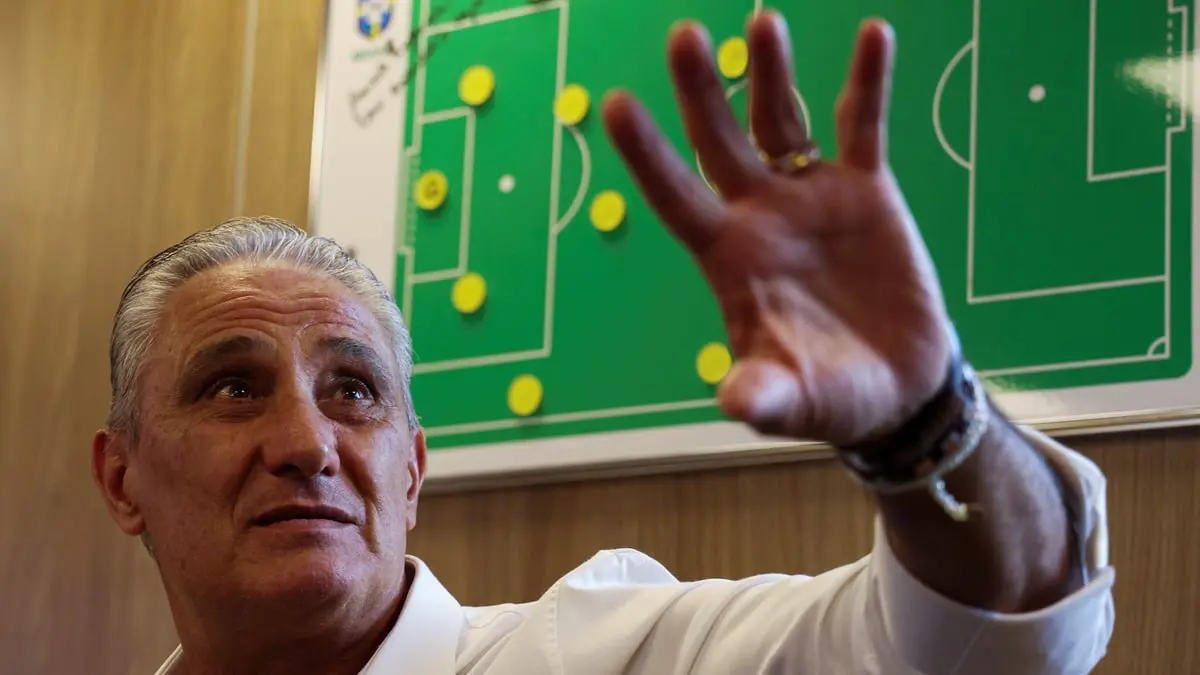 تيتي مدرب البرازيل: الجيل الجديد سيخفف الضغط عن نيمار