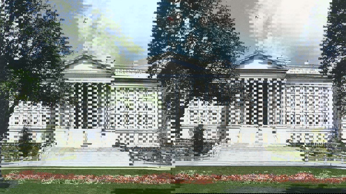 من هو السوداني "عبدالباسط حمزة" الذي عاقبته أمريكا ضمن قادة "حماس" ؟