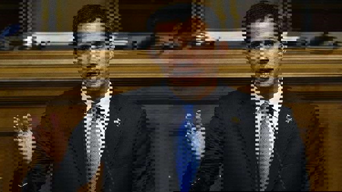 فنزويلا ترفع الحصانة عن رئيس البرلمان "غوايدو"  