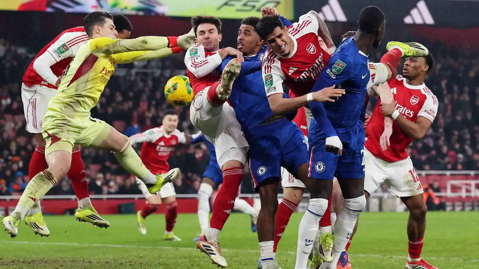 تعليق مثير من أبوتريكة حول ضربة جزاء غير محتسبة لآرسنال أمام تشيلسي (فيديو)