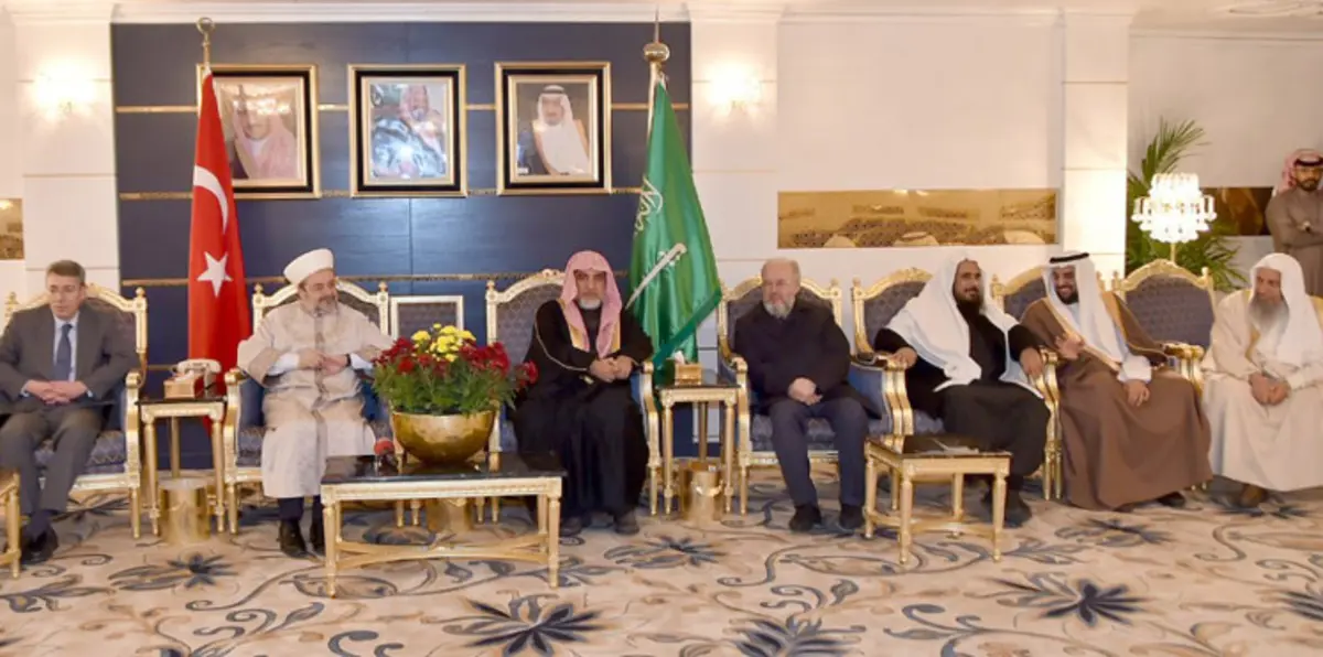 تركيا تؤكد على ضرورة العمل مع السعودية لإنقاذ الإسلام