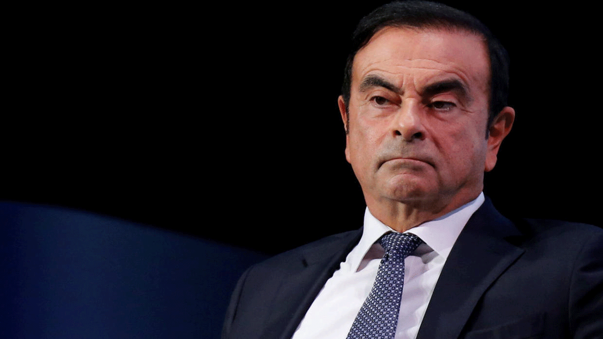 محامون لبنانيون يتقدمون بإخبار قضائي ضد غصن لزيارته إسرائيل‎