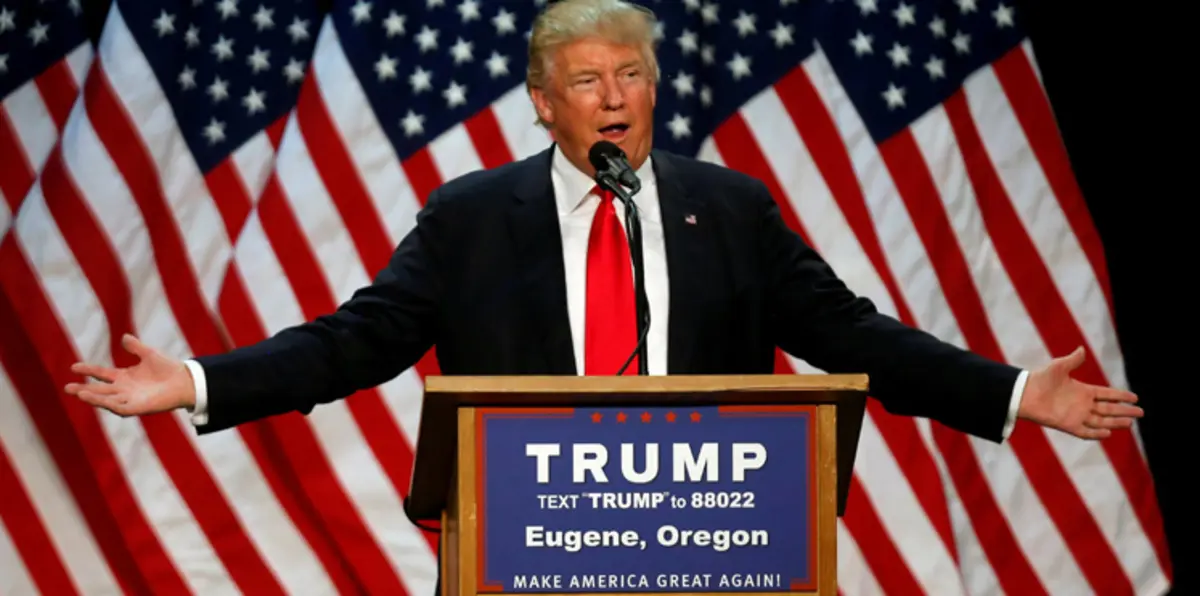 لماذا يُفضل "المعتدلون" في إيران ترامب على كلينتون؟