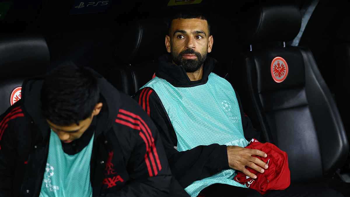 ليس للراحة.. تعليق ناري من سلوت بعد وضع محمد صلاح على دكة البدلاء