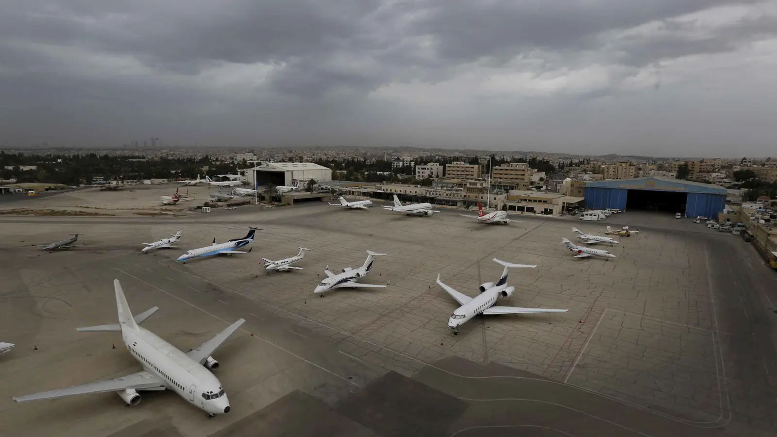 لتجنب توترات الشرق الأوسط.. الطيران المدني يلجأ لمسارات بديلة