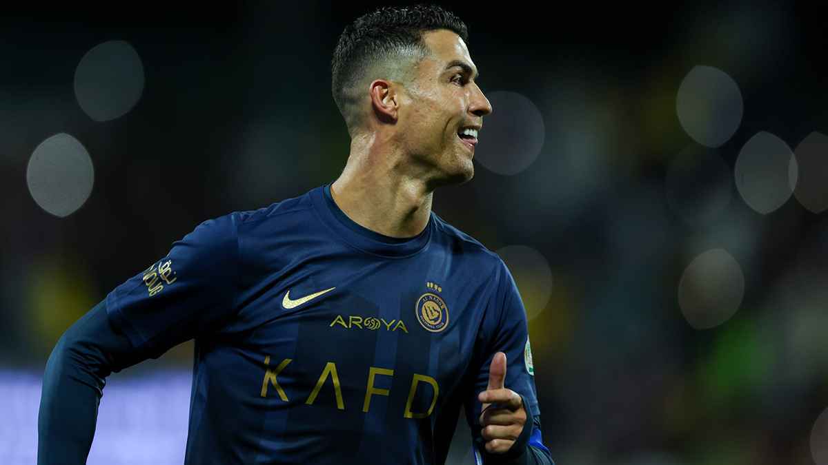 موقف الهلال من التعاقد مع كريستيانو رونالدو