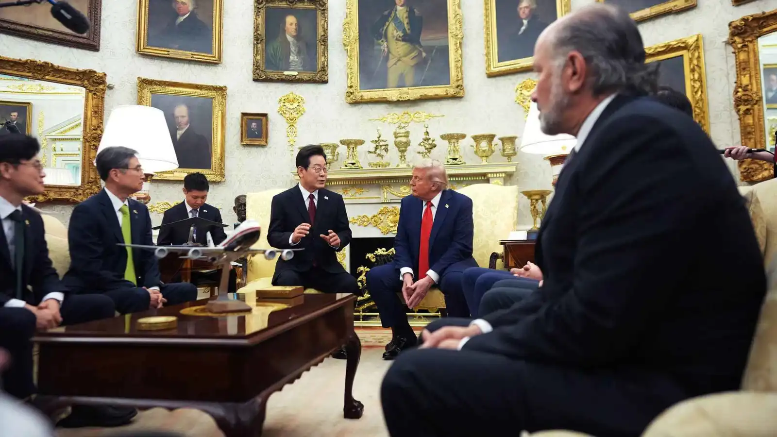 كوريا الجنوبية "حائرة" بين أمريكا الأمن و"صين" الاقتصاد