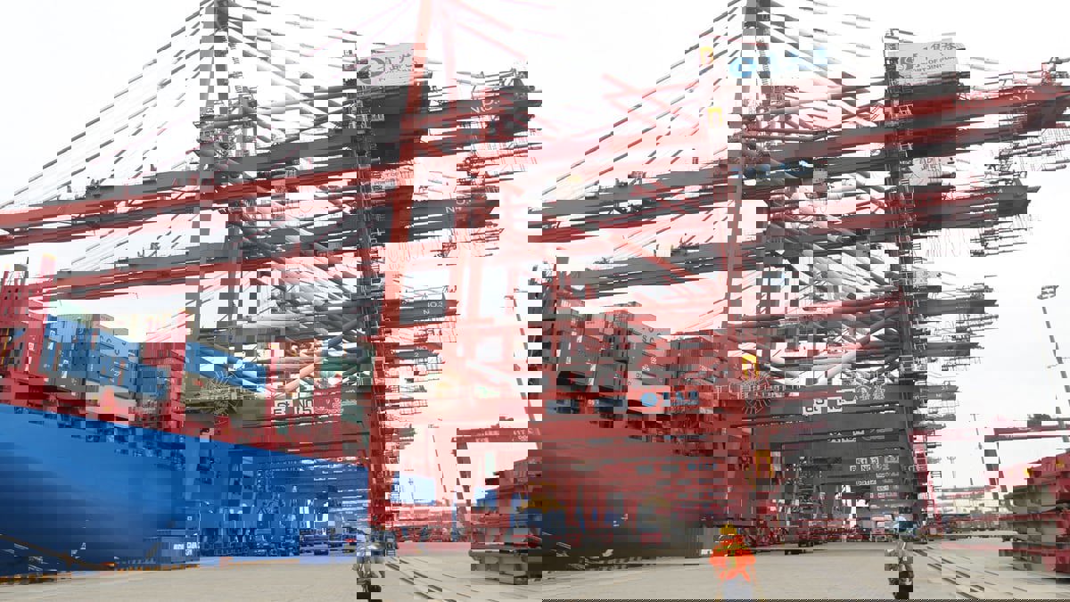 الصين تحظر واردات 35 شركة أغذية تايوانية قبيل زيارة بيلوسي