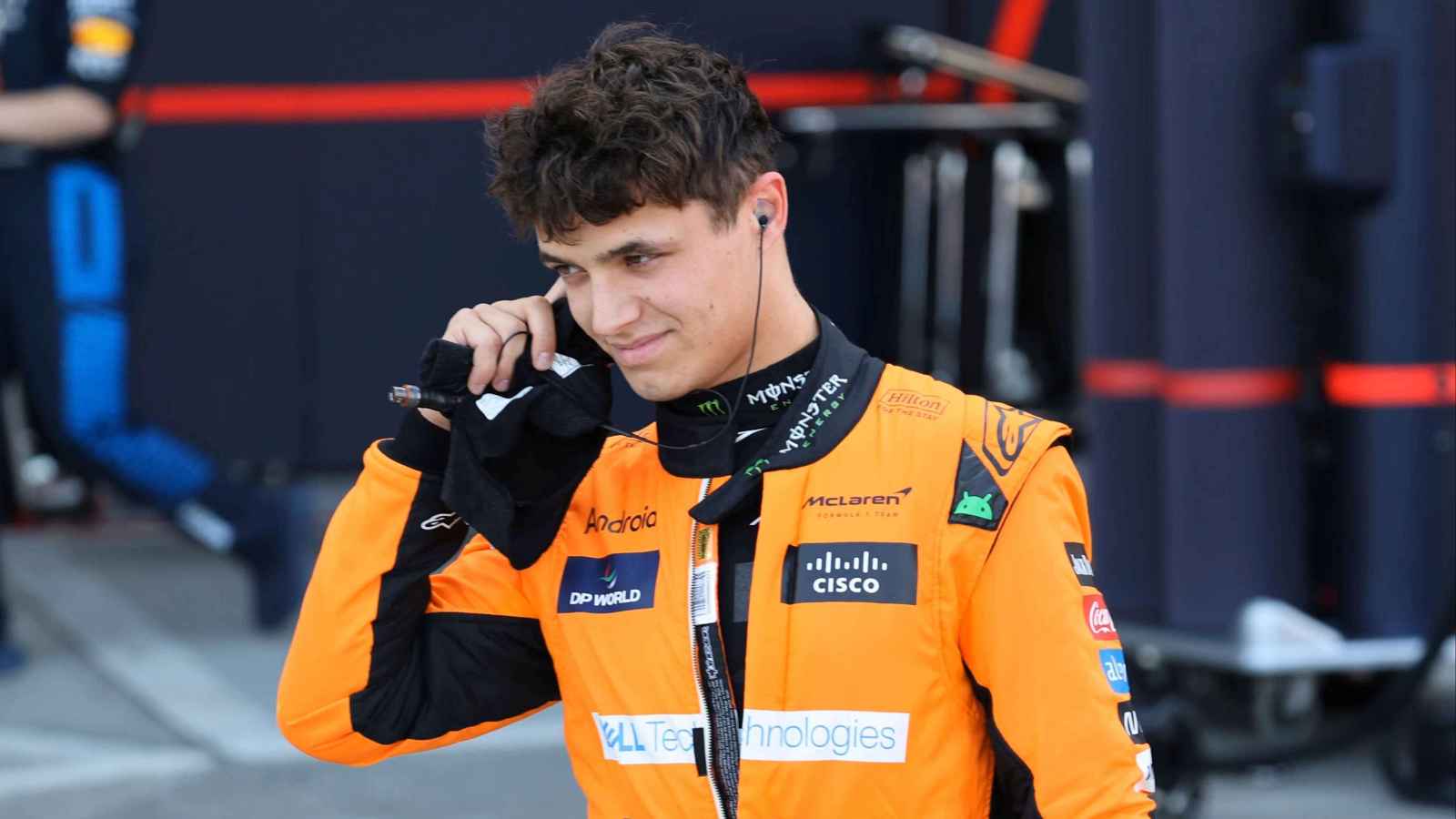 رئيس فريق مكلارين يحفّز نوريس بعد انتكاسة سباق البحرين لبطولة فورمولا 1