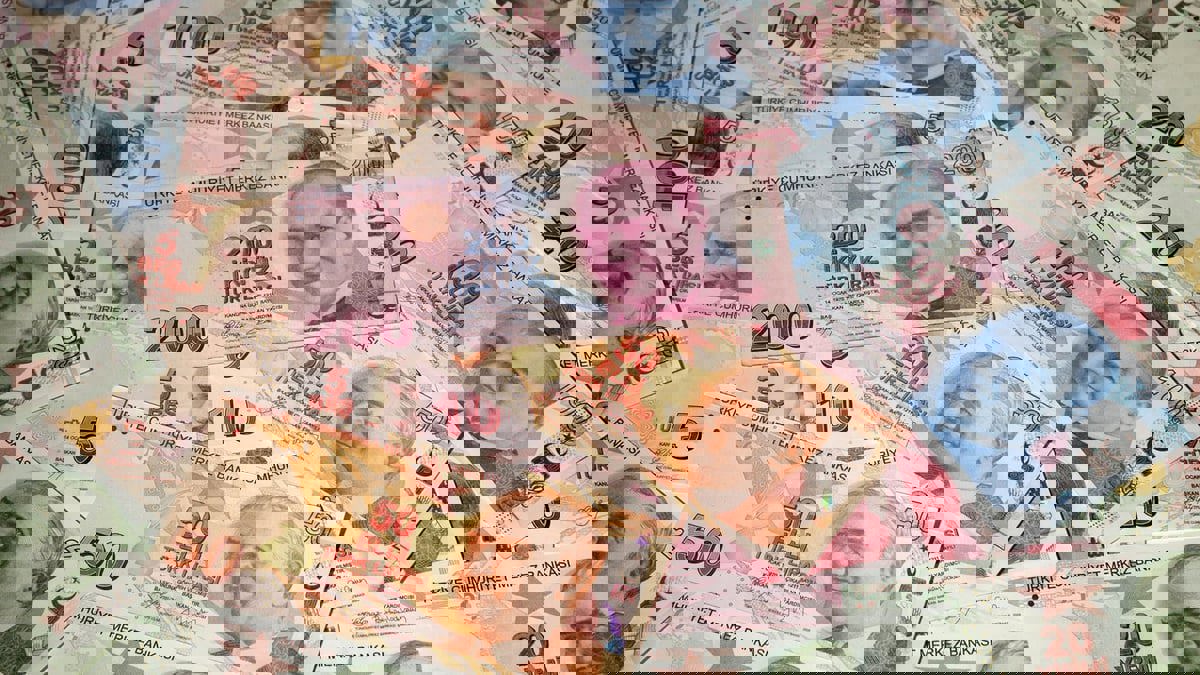 تركيا تفرض قيودًا على منح قروض للشركات التي لديها أصول كبيرة بالنقد الأجنبي