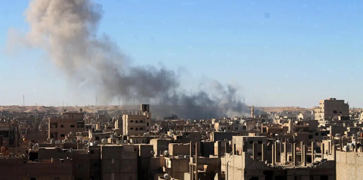 التحالف الدولي ينفي توجيه ضربة دامية لدير الزور السورية‎