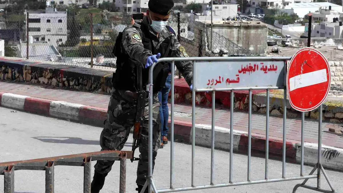 السلطة الفلسطينية تسلّم تل أبيب إسرائيليين وسياحًا روسًا دخلوا الضفة الغربية
