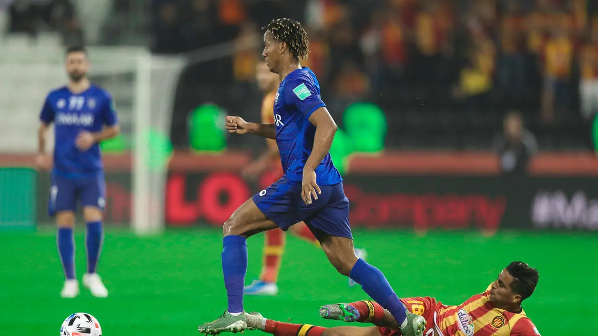 تأكد غياب كاريلو عن مباراة الهلال ضد الحزم بسبب طرده بكأس العالم للأندية