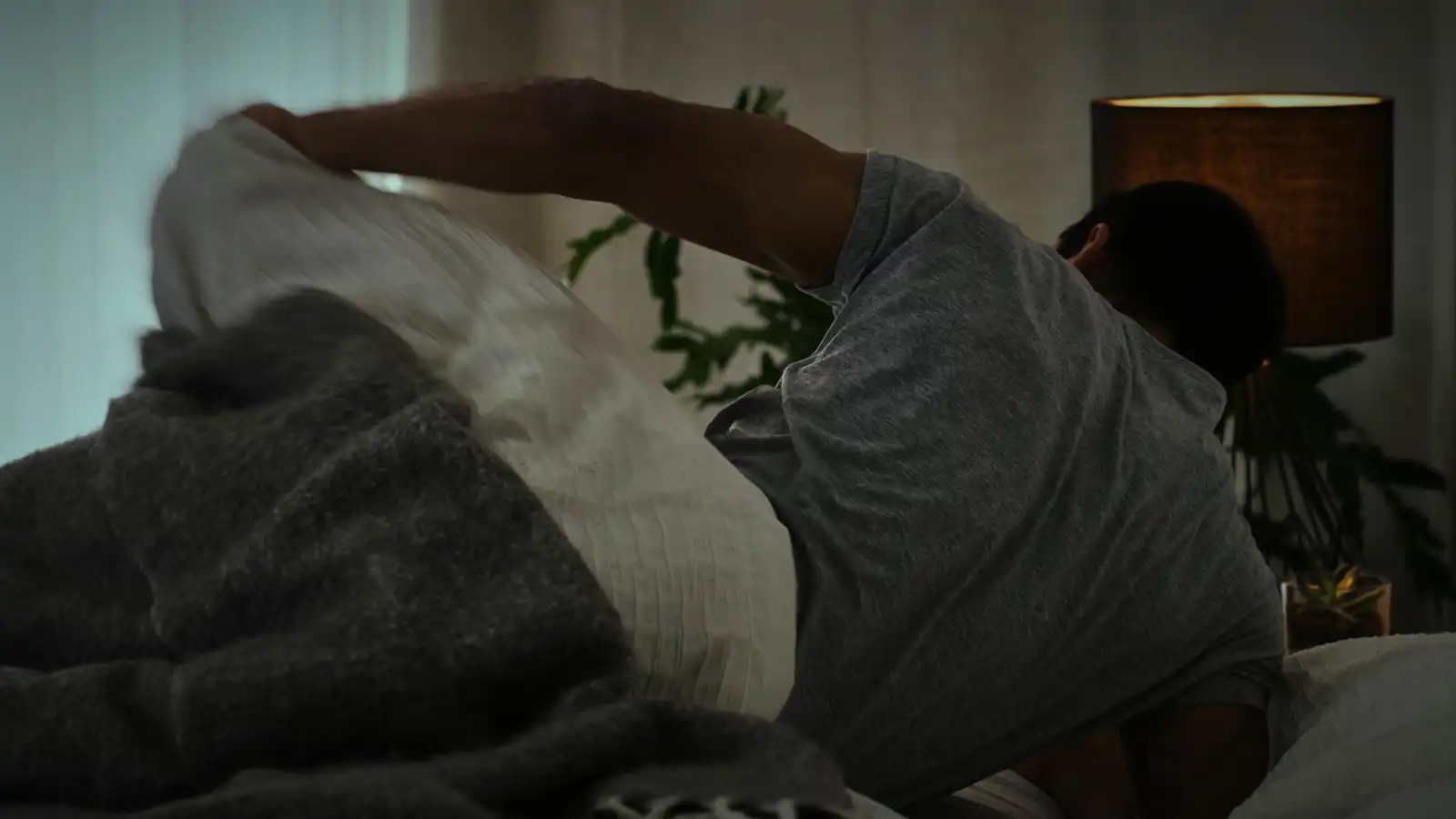 "الإيقاع اليومي".. كيف يعرف جسمك متى تستيقظ من النوم؟