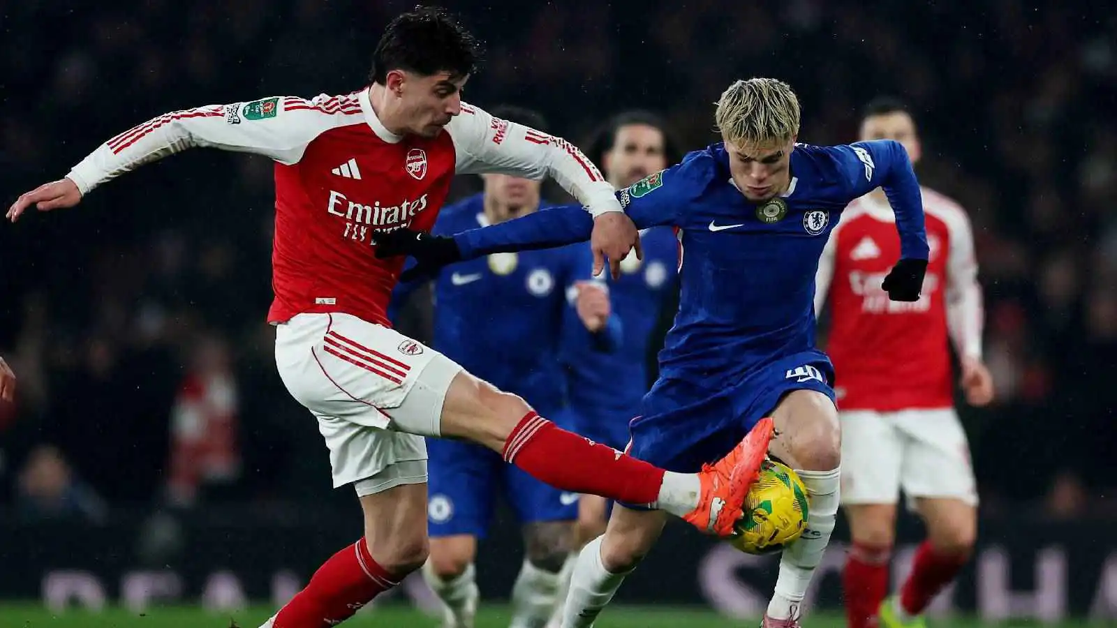 آرسنال يعبر عقبة تشيلسي ويبلغ نهائي كأس الرابطة الإنجليزية (فيديو)