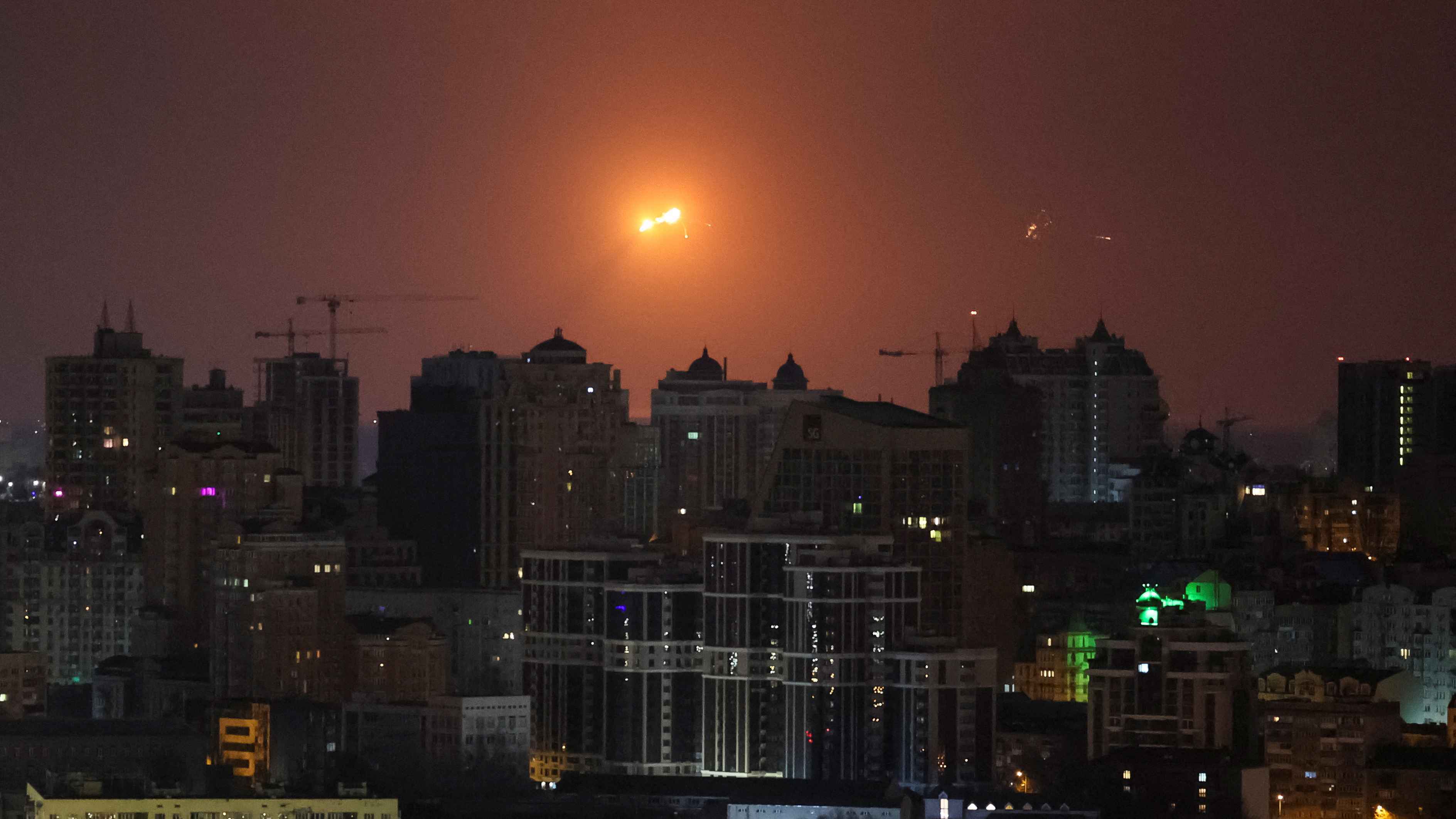 كييف وأوديسا هدفان لهجوم روسي بالمسيّرات لأكثر من 5 ساعات