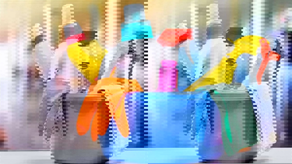 حيل منزلية تغني عن المنظفات.. تعرف عليها