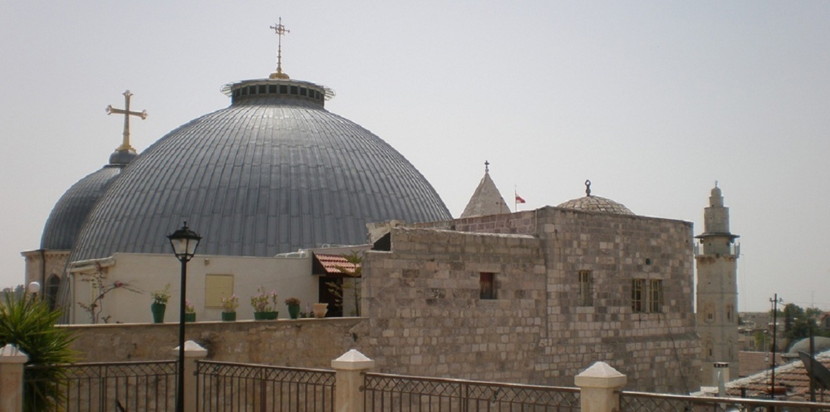 بعد تراجع الاحتلال عن خطة ضريبية.. كنيسة القيامة في القدس تعيد فتح أبوابها غدًا