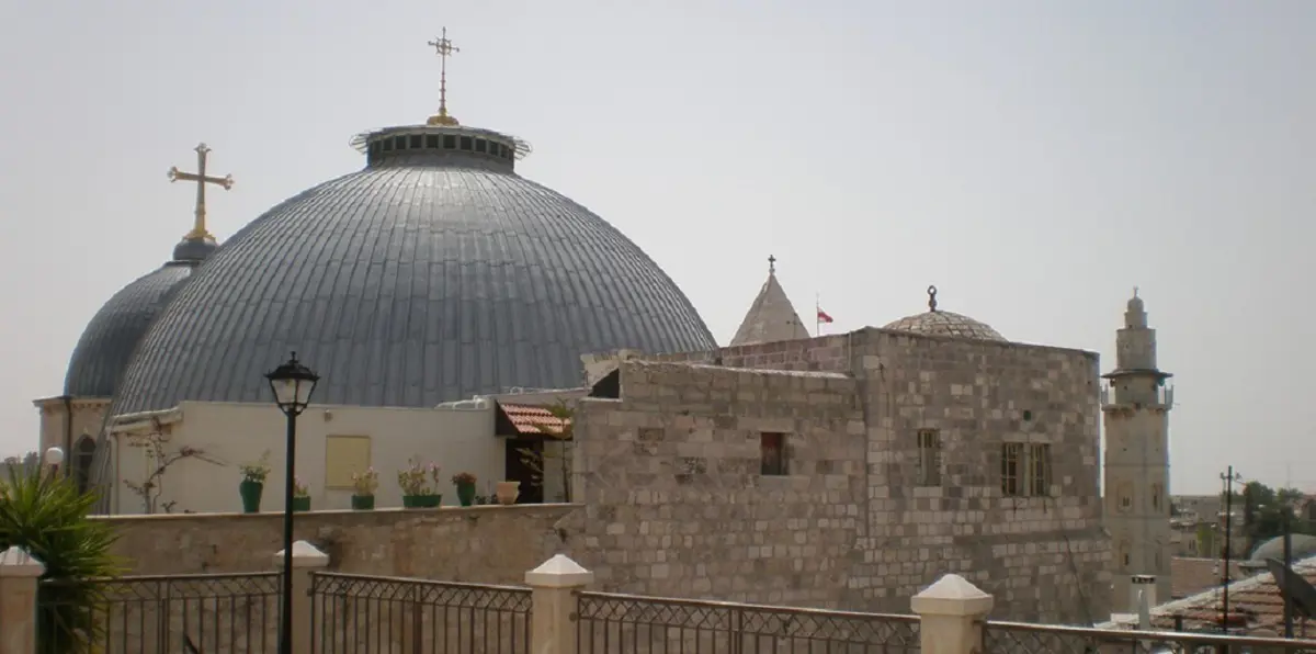 بعد تراجع الاحتلال عن خطة ضريبية.. كنيسة القيامة في القدس تعيد فتح أبوابها غدًا