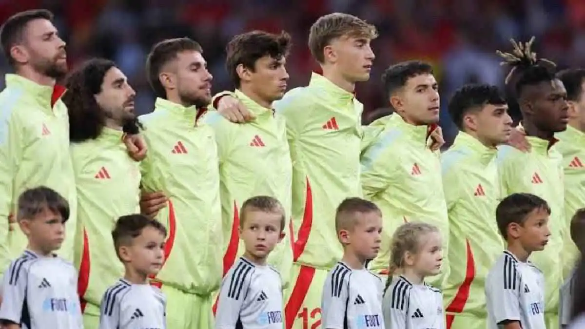 تونس وإسبانيا والبرازيل.. مواعيد مباريات اليوم والقنوات الناقلة