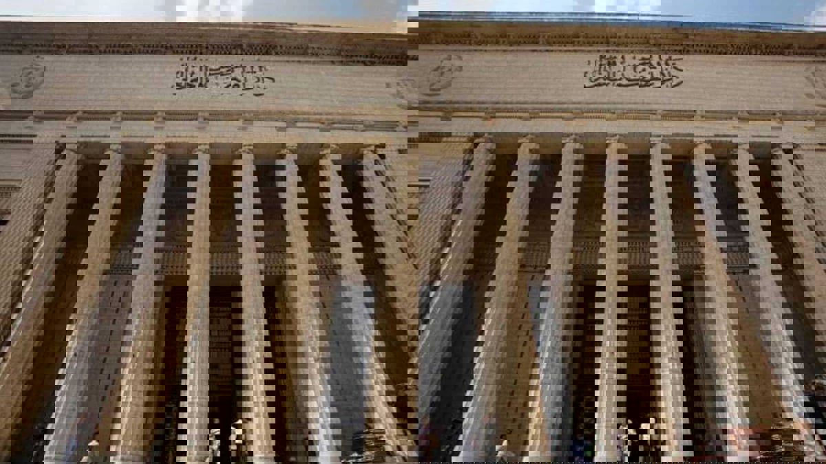 مصر.. المؤبد لأب هتك عرض ابنته القاصر لمدة عامين