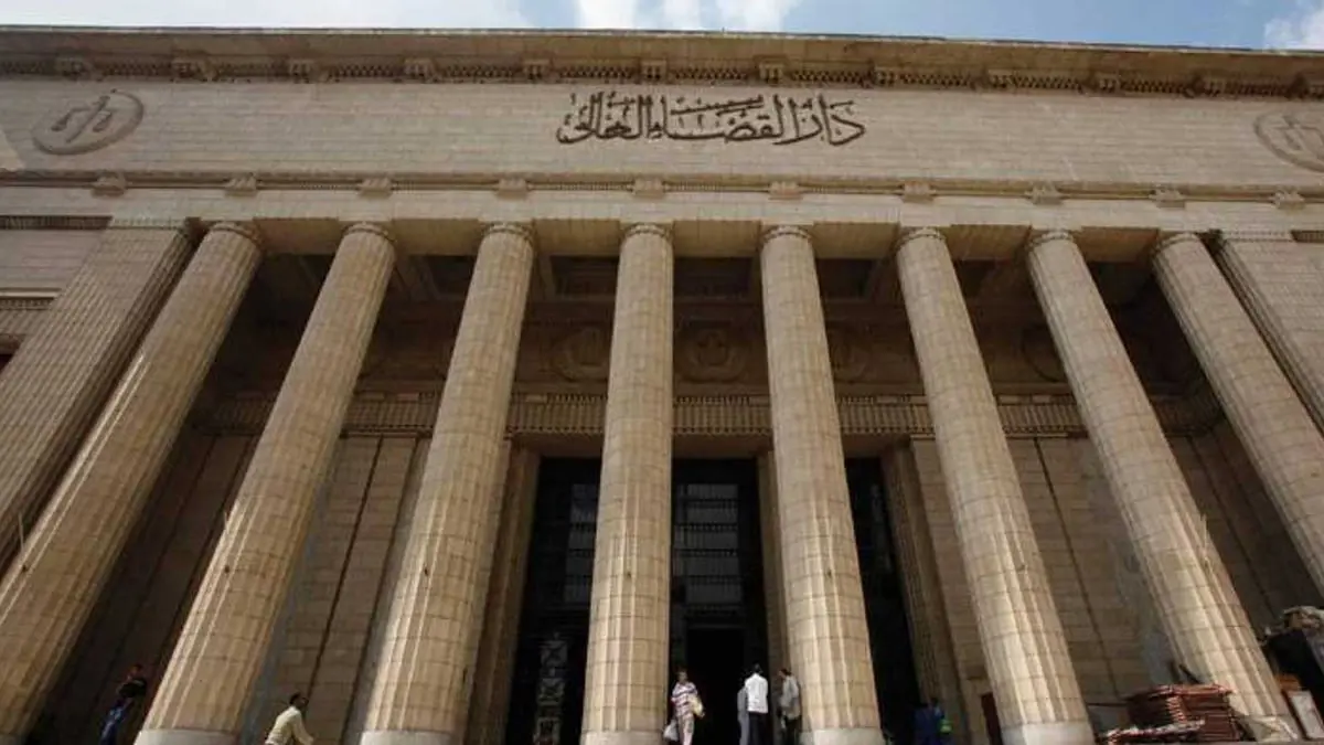 مصر.. المؤبد لأب هتك عرض ابنته القاصر لمدة عامين