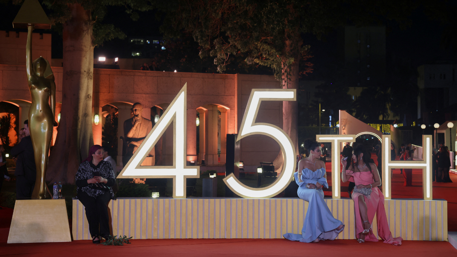 تفاصيل ختام وتوزيع جوائز مهرجان القاهرة السينمائي