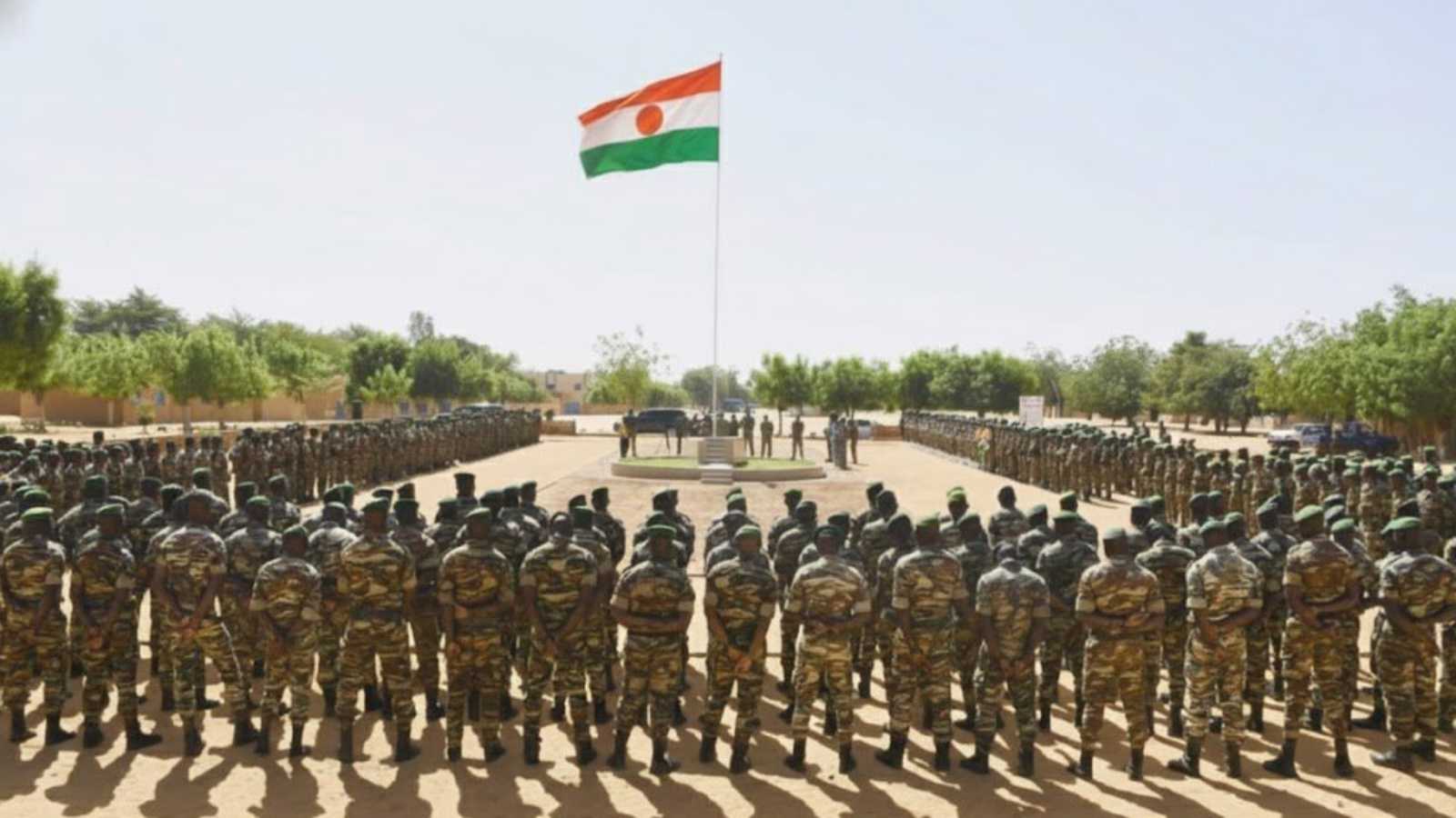 النيجر تعلن "التعبئة العامة" لمواجهة تمرد المتشددين